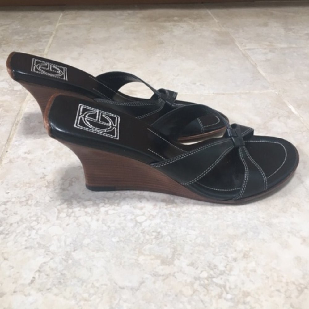 Cole Haan Wedge Size 7 - Picture 2 of 5